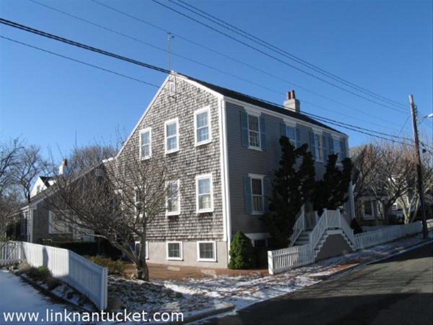 25C PINE STREET Nantucket Image
