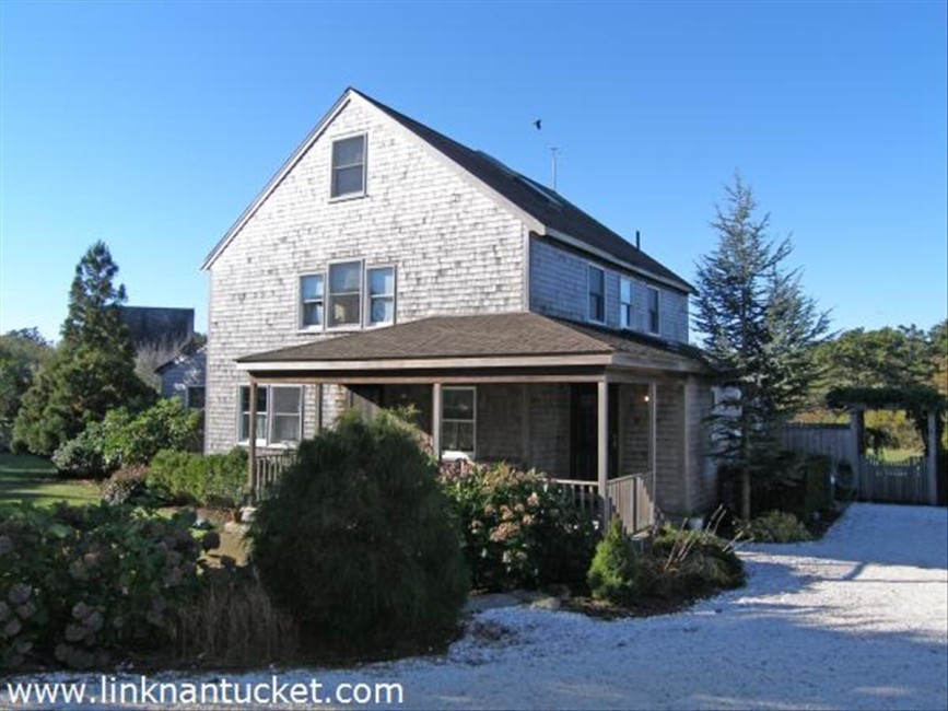 14 Folger aka 15 Field Avenue Nantucket Image