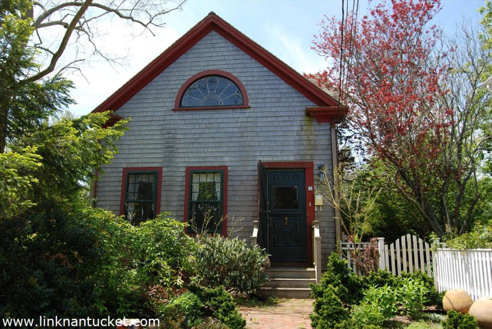 3 Cottage Court Nantucket Image