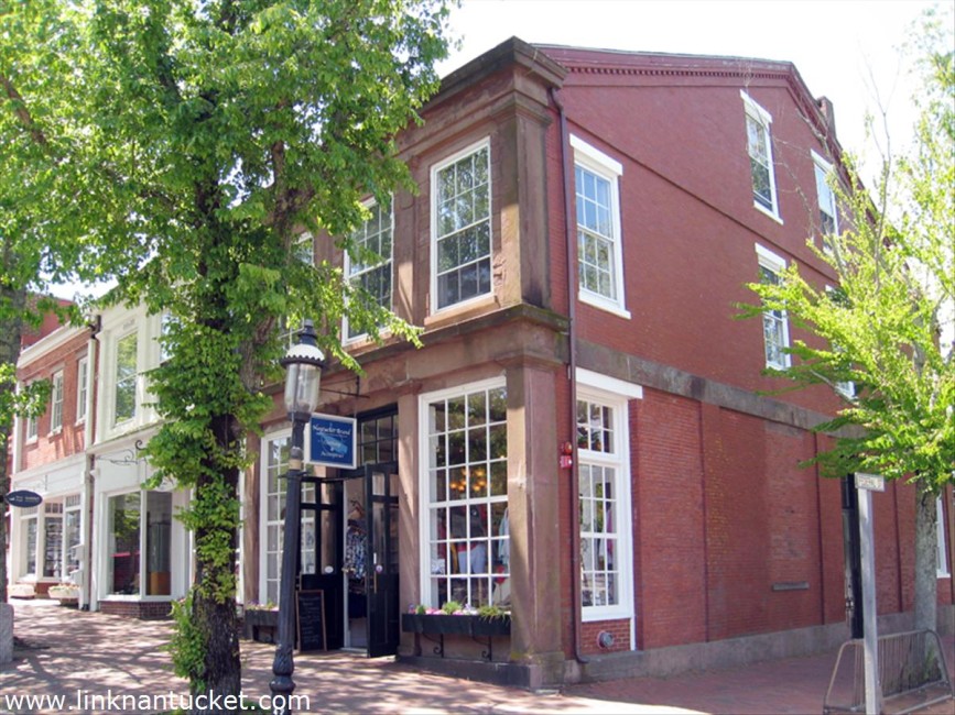 33 Main Street Nantucket Image