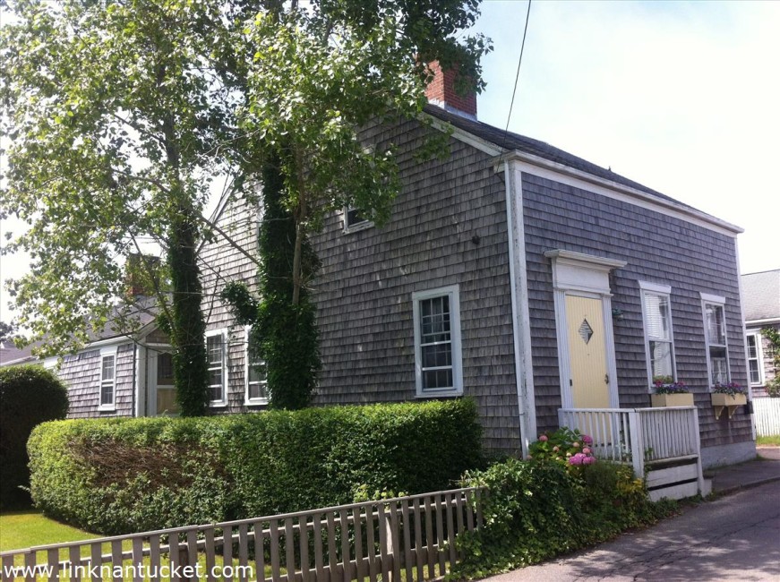 8 East Dover Street Nantucket Image