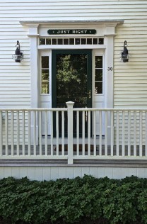 30 Washaman Avenue Nashaquisset