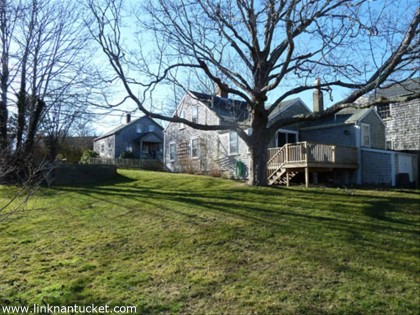 27 North Liberty Street Town