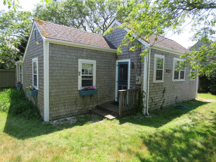 12 Derrymore Road Nantucket Image