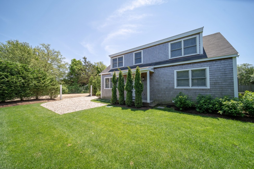 10 Pilgrim Road Nantucket Image