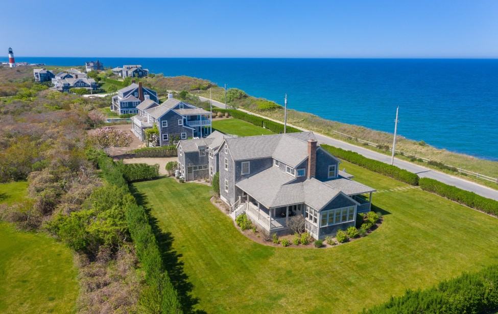 100 Baxter Road Nantucket Image
