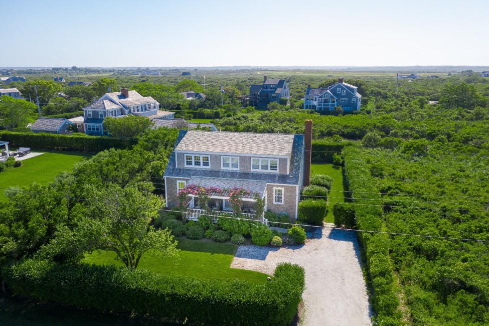 78 Baxter Road Nantucket Image