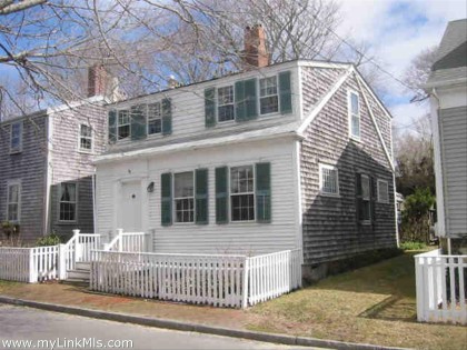 9 Lily Street Town