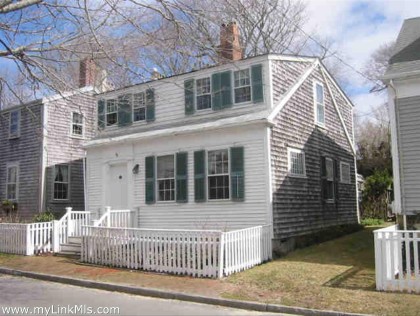 9 Lily Street Town
