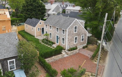 16 Quaker Road Town