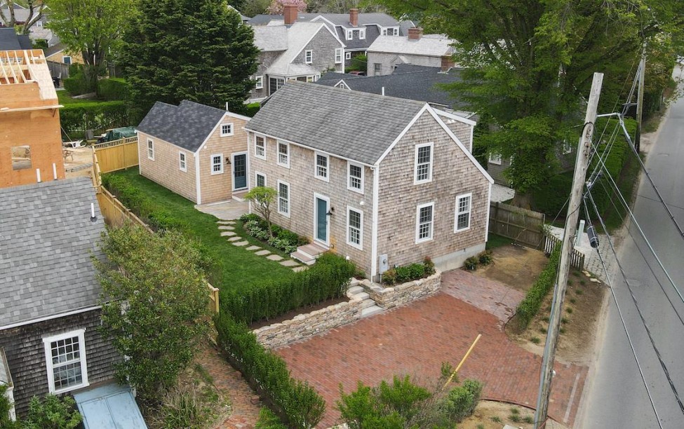 16 Quaker Road Nantucket Image