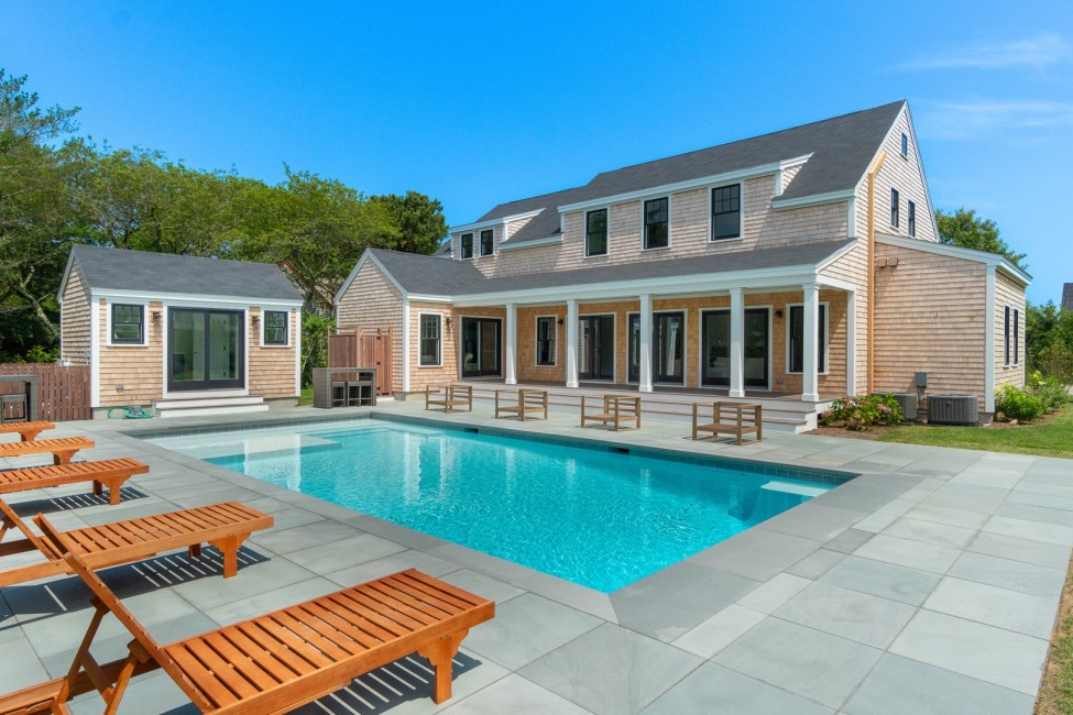 27 Ticcoma Way Nantucket Image