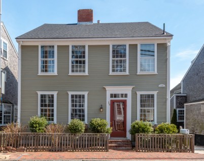 28 Union Street Town