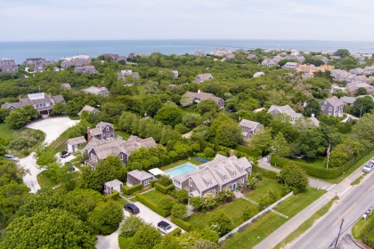 1 Cliff Lane Cliff