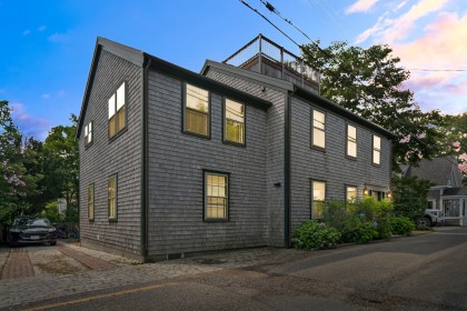 6 Beaver Street Town