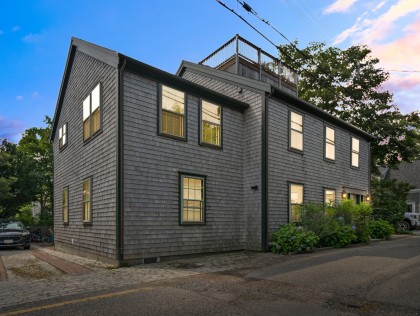 6 Beaver Street Town