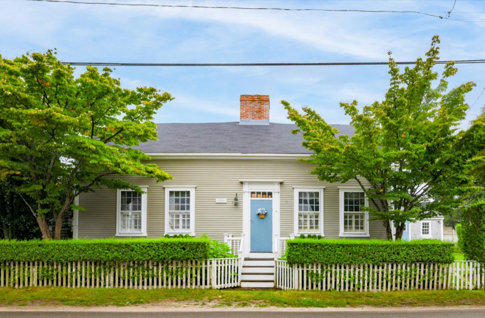 17 Prospect Street Nantucket Image