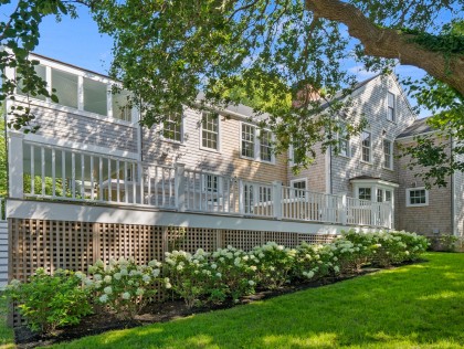 11 Pleasant Street Town
