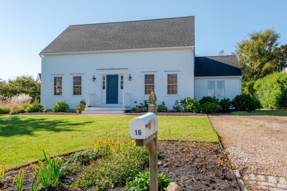 16 Polliwog Pond Road Nantucket Image