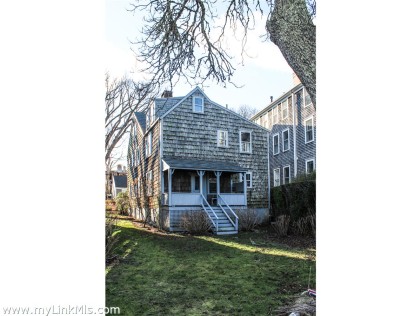 17 North Water Street Town