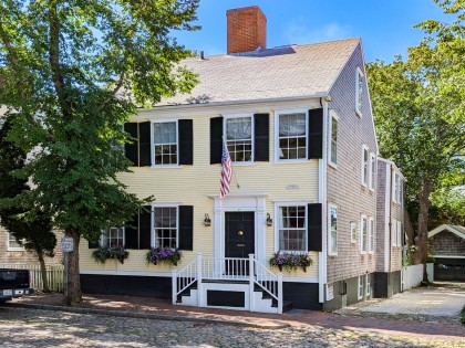 87 Main Street Town