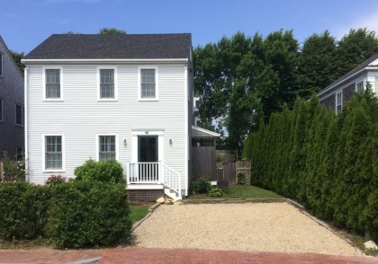 87 Goldfinch Drive Naushop
