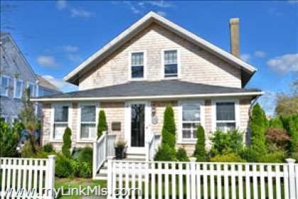 149 Main Street Town
