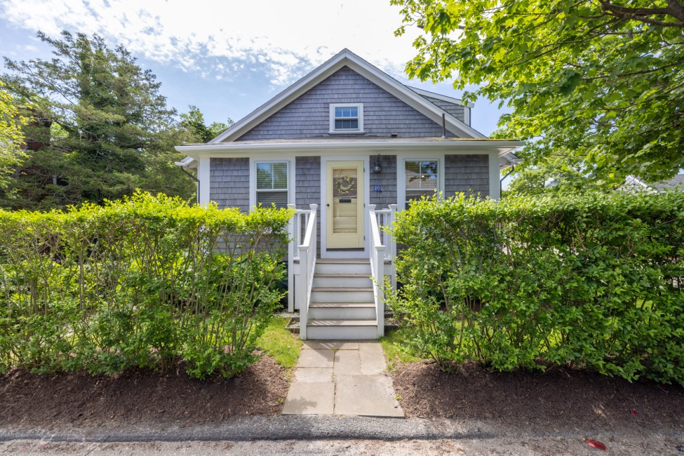 20 York Street Nantucket Image