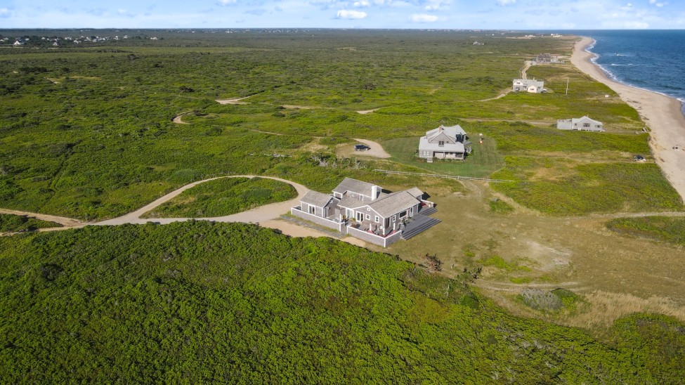 10 Waquoit Road Nantucket Image