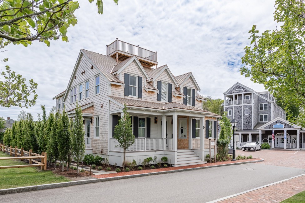 10 White Elephant Way Nantucket Image