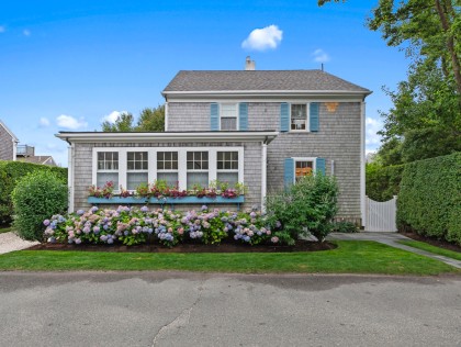 40 Walsh Street Brant Point