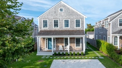 8 Grey Lady Lane Miacomet