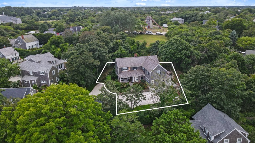 1 Ediths Way Nantucket Image