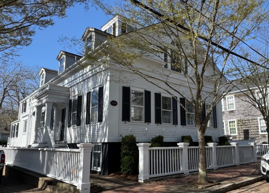 110 Main Street Nantucket Image
