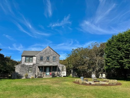 24 Clarendon Street Tom Nevers