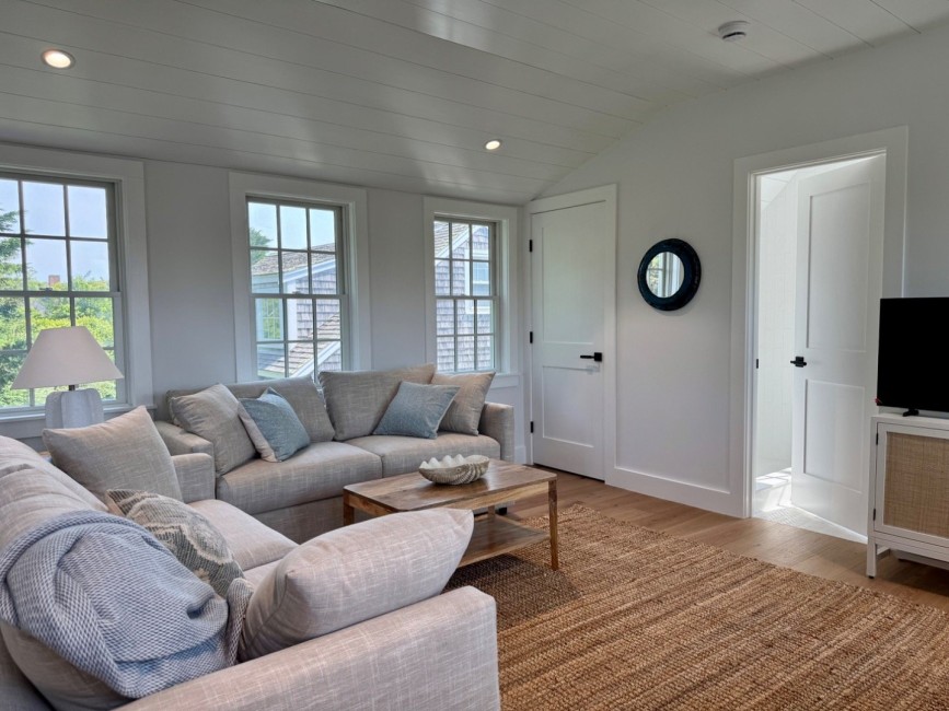  8 Sconset Avenue Image 41
                                    