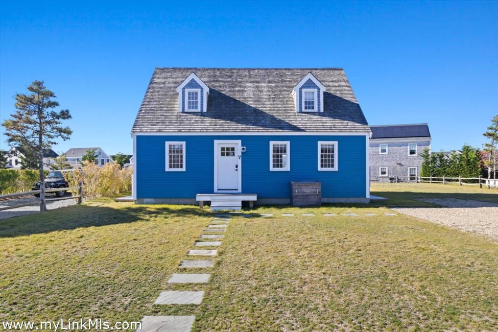 26B Evergreen Way Nantucket Image