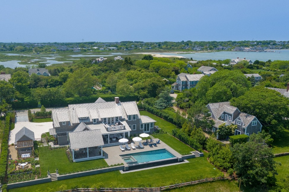 41 Monomoy Road Nantucket Image