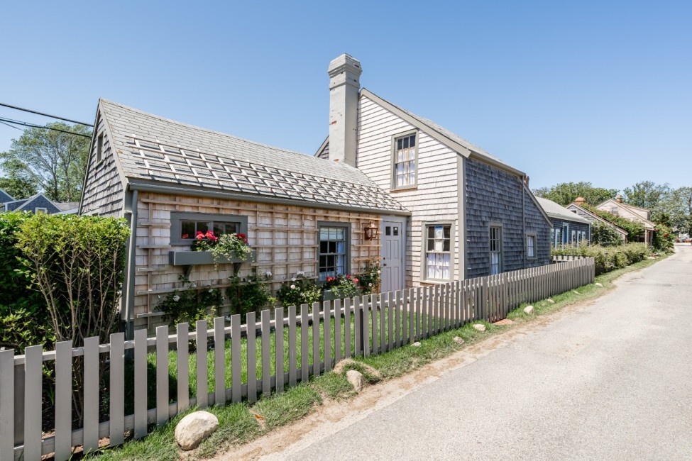 10 Center Street Nantucket Image