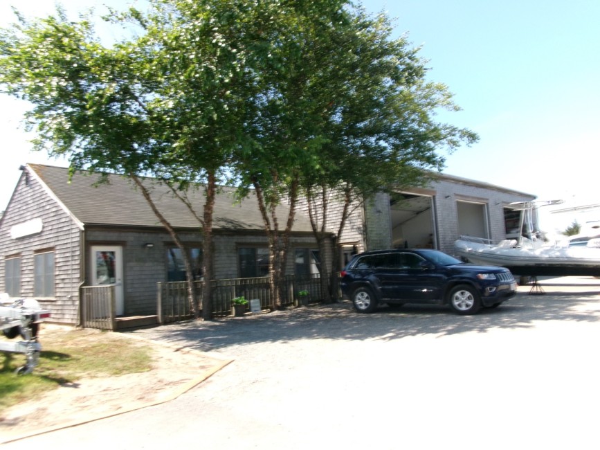 8 & 10 Arrowhead Drive Nantucket Image