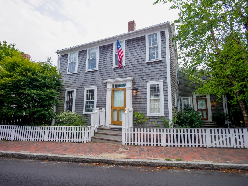 33 Pine Street Nantucket Image