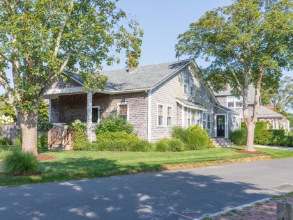 1 Grove Lane Town