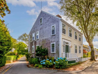 10 Milk Street Town