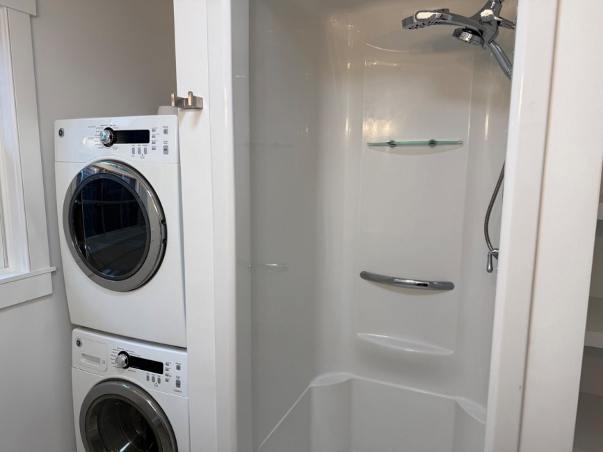  106 Old South Road Unit B Image 15
                                    