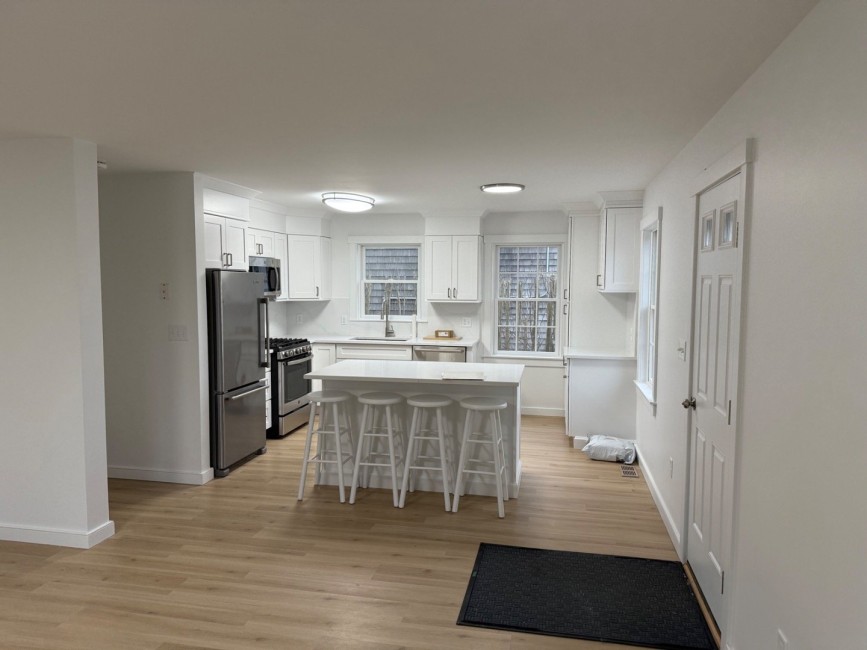  106 Old South Road Unit B Image 8
                                    