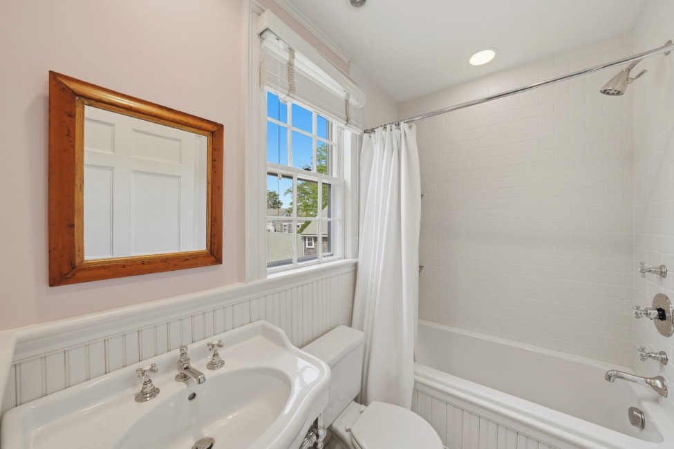  19 India Street Image 56
                                    