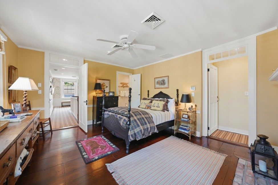  19 India Street Image 57
                                    
