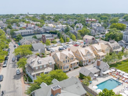 4 White Elephant Way Town