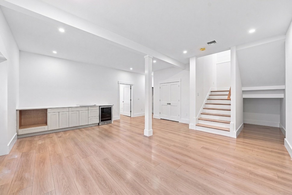  18 Honeysuckle Drive Image 16
                                    