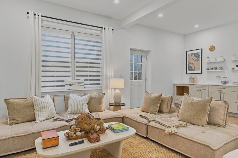  18 Honeysuckle Drive Image 38
                                    